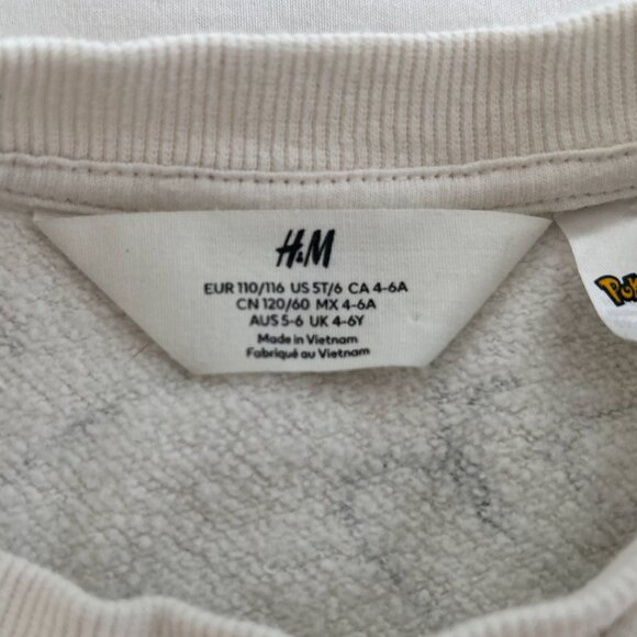 H&M Pikachu Crewneck in Cream - 5/6T - Picture 6 of 6